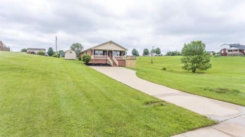 1312 Twin Brook Dr, Berea, KY 40403-9364