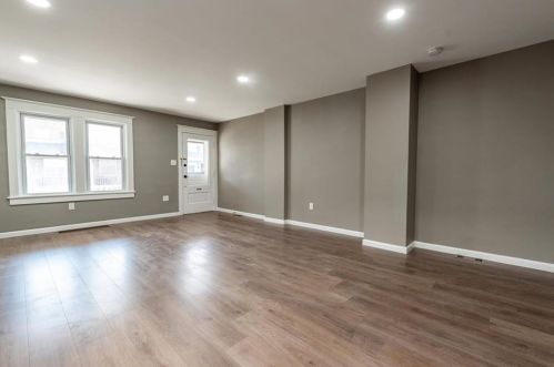 2433 Hay St, Easton PA  18042-5353 exterior