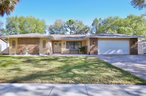 8458 Shady Glen Dr, Orlando, FL 32819-4180