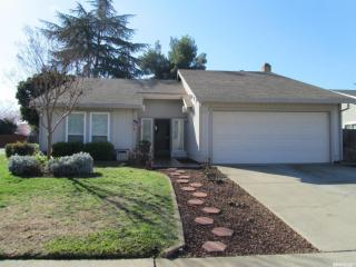 9792 Red Cedar Cir, Sacramento, CA 95827-2815