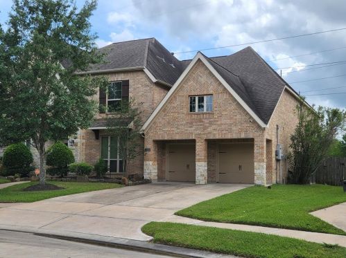 2422 Evening Star Dr, Pearland, TX 77584-3775