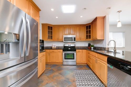 7767 Acama St, San Diego CA 92126-1106 exterior