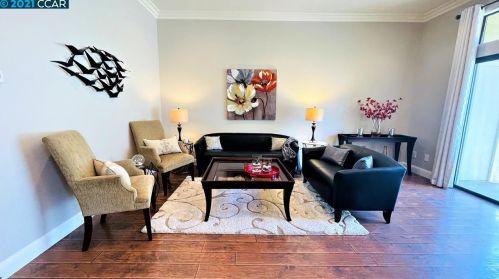 2082 Fostoria Cir, Danville, CA 94526-5559