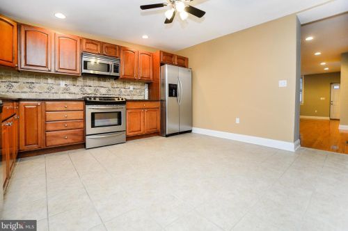 332 Belgrade St, Philadelphia PA 19125-4427 exterior