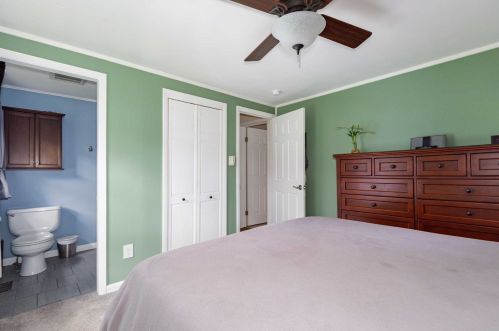 545 Quaker Ln, Hyde Park NY  12538-3011 exterior