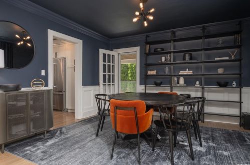 20 Cedar Rd, Elwood NY  11731-4033 exterior