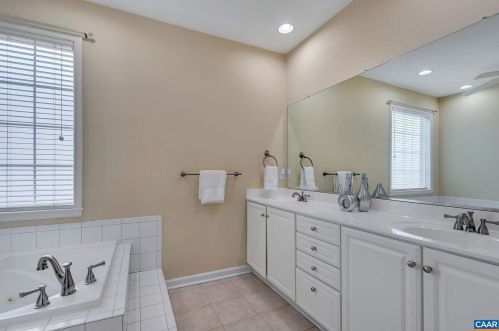 2018 Vista View Ln, Crozet VA  22932-3157 exterior