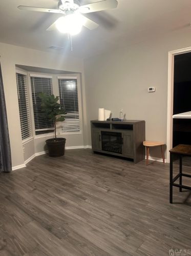 17 Lear Ct, East Brunswick NJ  08816-1863 exterior