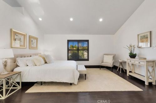 2340 Robinhood Pl, Orange CA  92867-1851 exterior