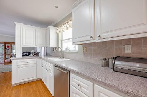 15811 Carlton Lake Rd, Wimauma FL  33598-5405 exterior