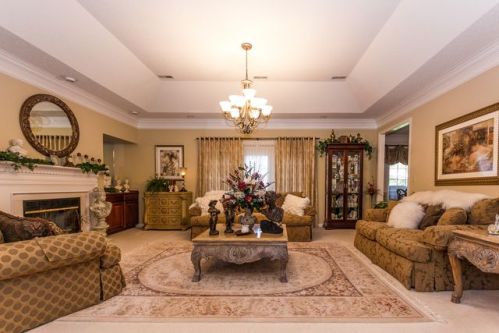 136 Idlewild Dr, Kingsport, TN 37660-7812