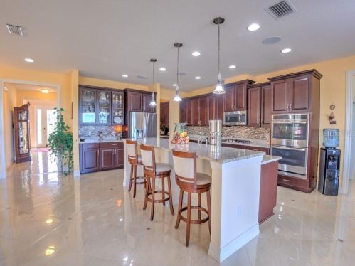 3994 Sunset Lake Dr, Lakeland, FL 33810-2839