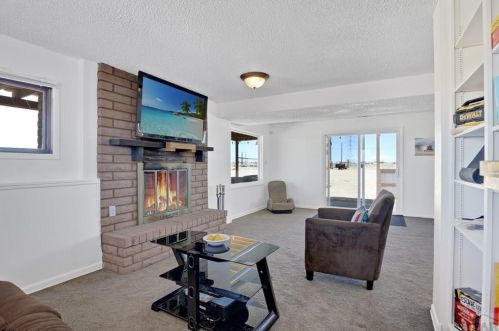 1045 Jaroso Dr, Pueblo CO 81007 exterior