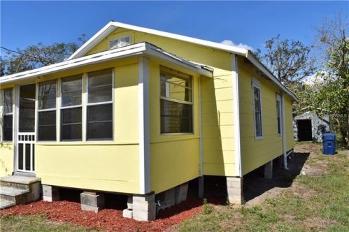 419 9th St, West Frost Proof, FL 33843-2523
