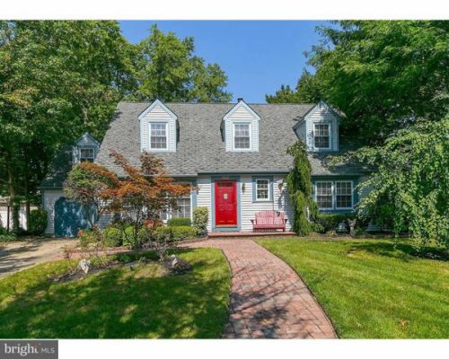 209 Sturbridge Ct, West Deptford, NJ 08096-4202