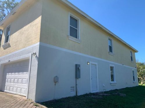 2207 33rd St, Fort Pierce, FL 34947-4545