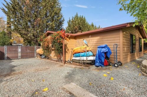 2841 Bender Dr, Lucerne CA  95458-8595 exterior