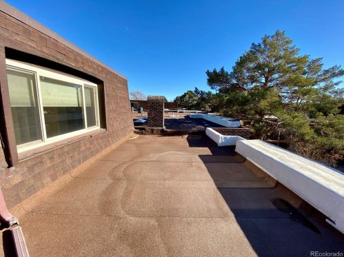 54 Villa Dr, Pueblo CO 81001-1419 exterior