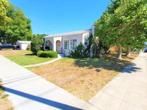 5107 Lincoln Ave, Chino CA 91710-4137 exterior