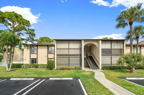 801 Sky Pine Way, West Palm Beach, FL 33415-9022