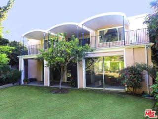 939 Westholme Ave, Los Angeles CA  90024-3210 exterior