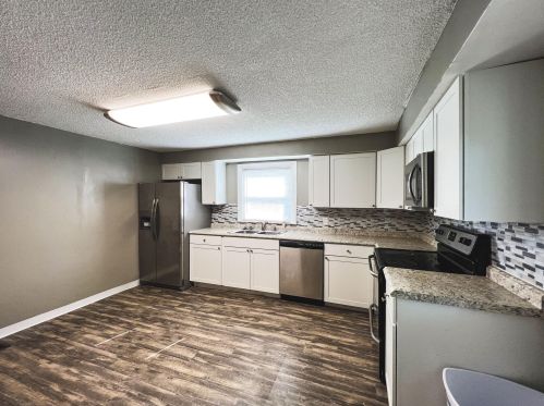 922 Virginia Ave, Florence KY  41042-1731 exterior