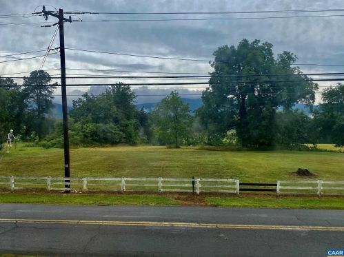 6417 Hillsboro Ln, Crozet VA  22932-3322 exterior