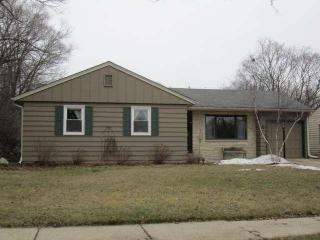 177 Porter Ave, Waukesha, WI 53186-6368