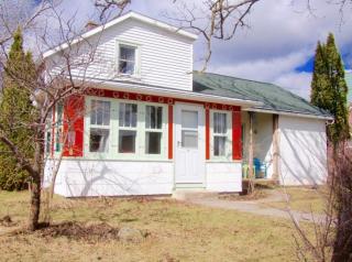 1401 Parkview Dr, Kewaskum WI  53040-9790 exterior