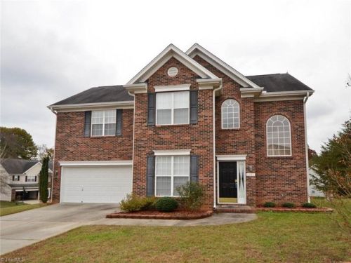 6491 Winnington Ct, Greensboro, NC 27410-8695
