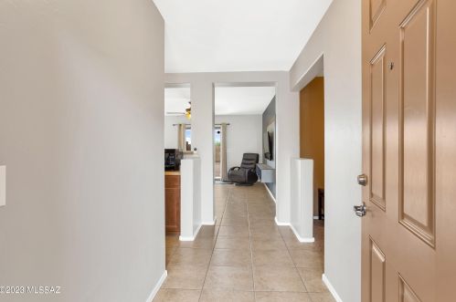 4691 Hoha Ln, Tucson, AZ 85741-4639
