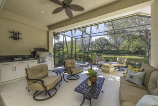 9277 Troon Lakes Dr, Naples, FL 34109-4317