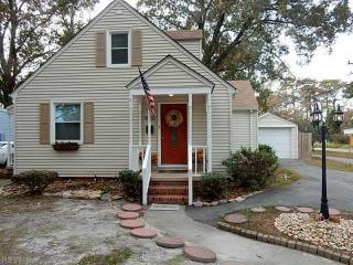9551 Hammett Pkwy, Norfolk, VA 23503-2909