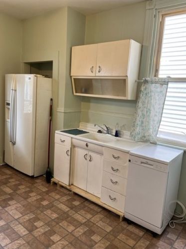 3537 Fleming Ave, Pittsburgh PA 15212-2113 exterior