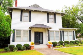 1529 Harrington St, Newberry, SC 29108-2817