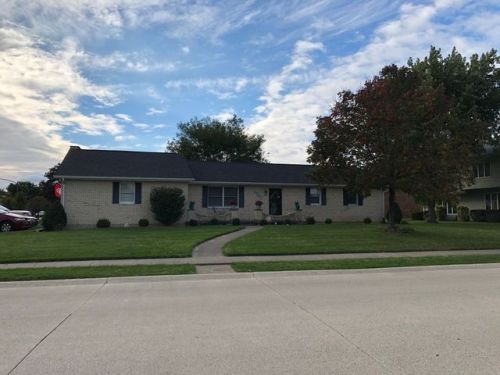 1701 Queensbury Dr, Celina, OH 45822-1180