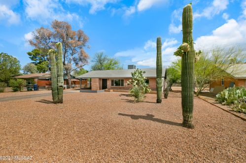 3235 Waverly St, Tucson, AZ 85716-3206