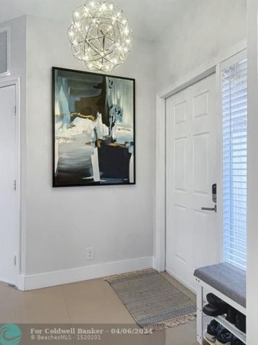 6740 Via Regina, Boca Raton, FL 33433-3925