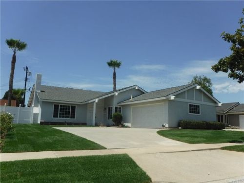 2107 Earnshaw Dr, Placentia, CA 92870-2119