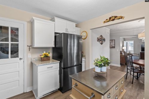 1512 Summerland Dr, Cayce-West Columbia SC  29033-2820 exterior