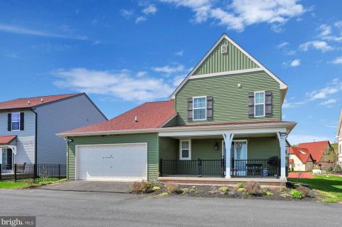 11 Bittendorf Way, Swartzville PA  17569-7001 exterior