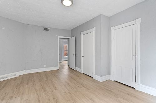 1206 Highland Ave, New Castle PA  16105-2661 exterior