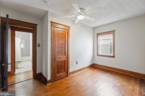 3728 Norwood Ave, Downingtown PA  19335-2048 exterior