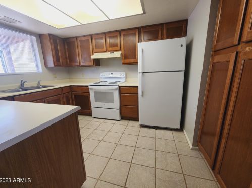 104 Juniper Ave, Gilbert AZ  85234-4515 exterior