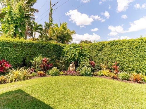 2309 Kings Lk Blvd, Naples FL  34112-5306 exterior