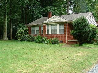 3313 Sudbury Rd, Charlotte, NC 28205-4323