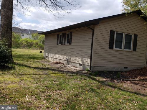 28994 Oak Dr, Millsboro, DE 19966-4705
