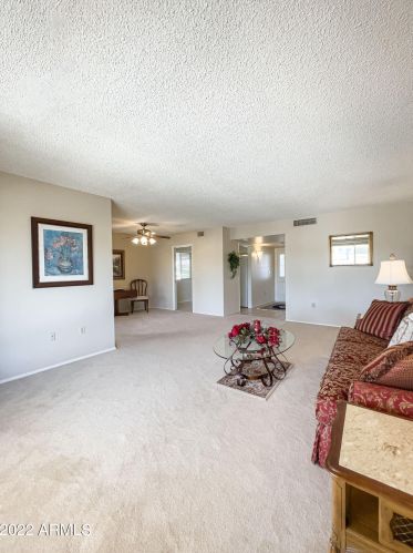 10952 Tropicana Cir, Sun City AZ  85351-2133 exterior