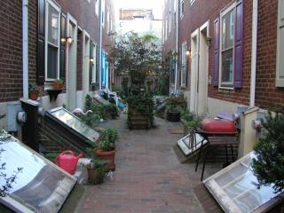 505 Hancock St, Philadelphia PA  19147-2414 exterior