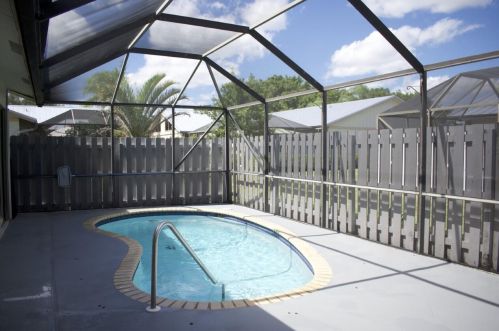 8853 Andy Ct, Boynton Beach, FL 33436-2441